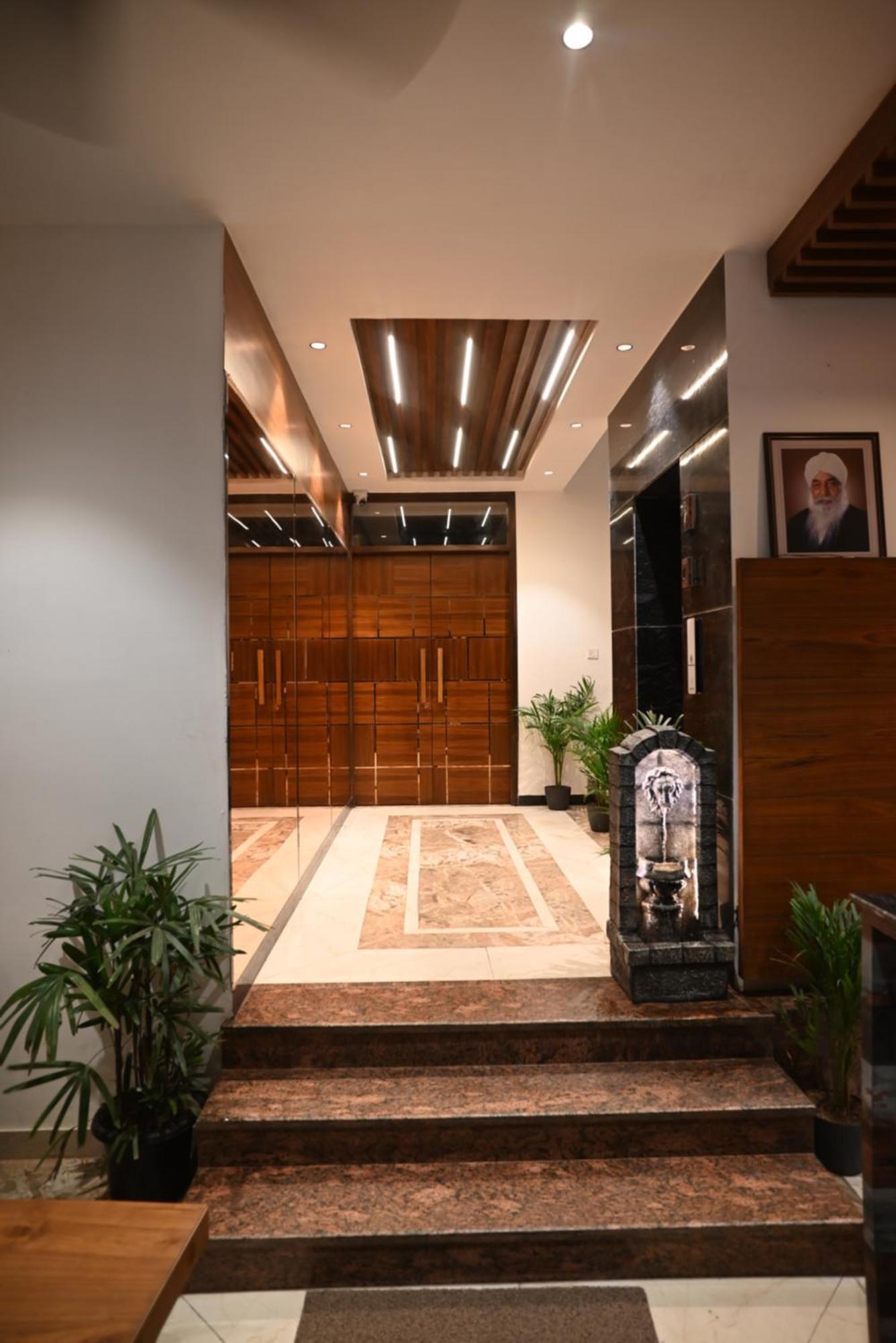 Hotel Lake View Chandigarh Luaran gambar
