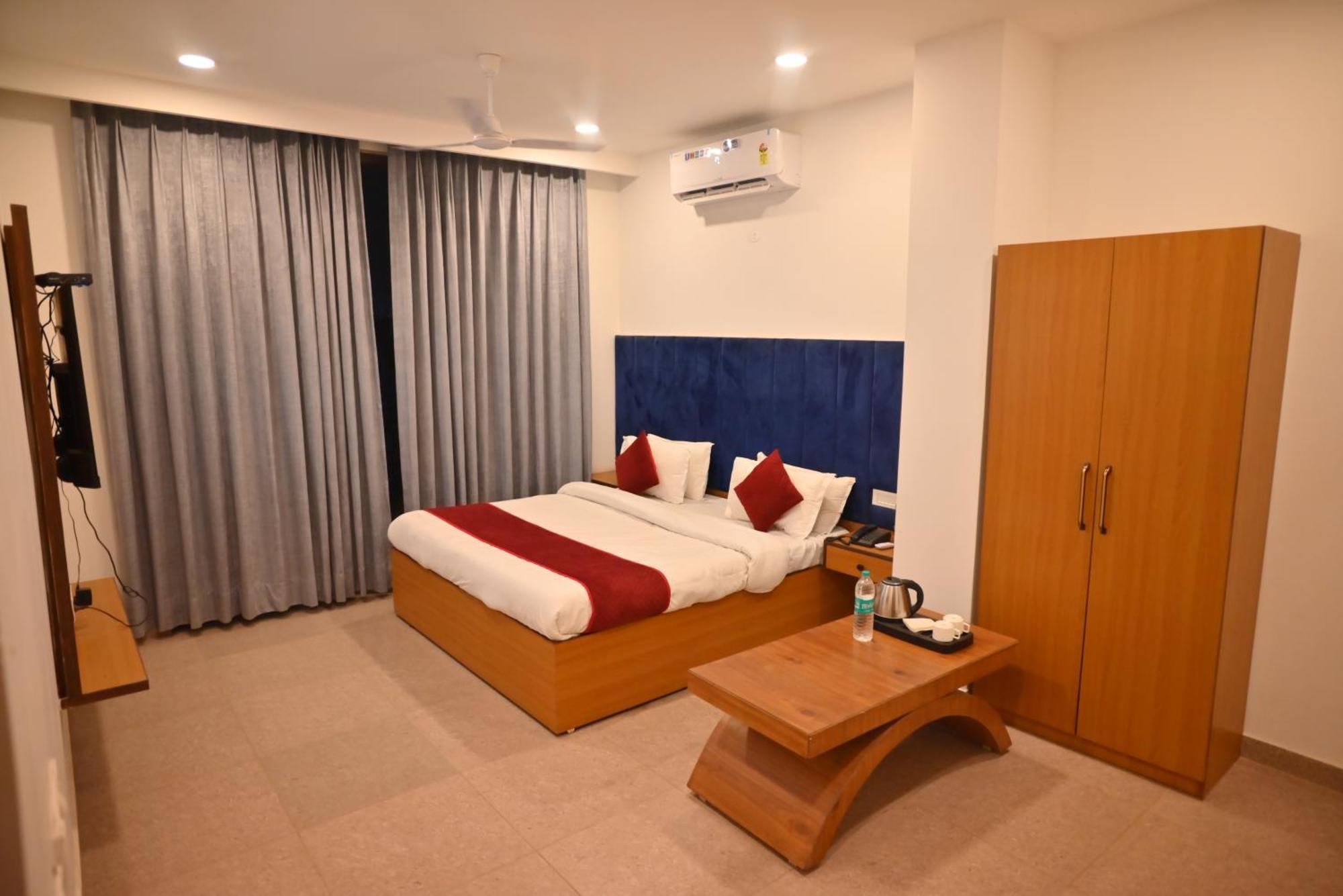 Hotel Lake View Chandigarh Luaran gambar