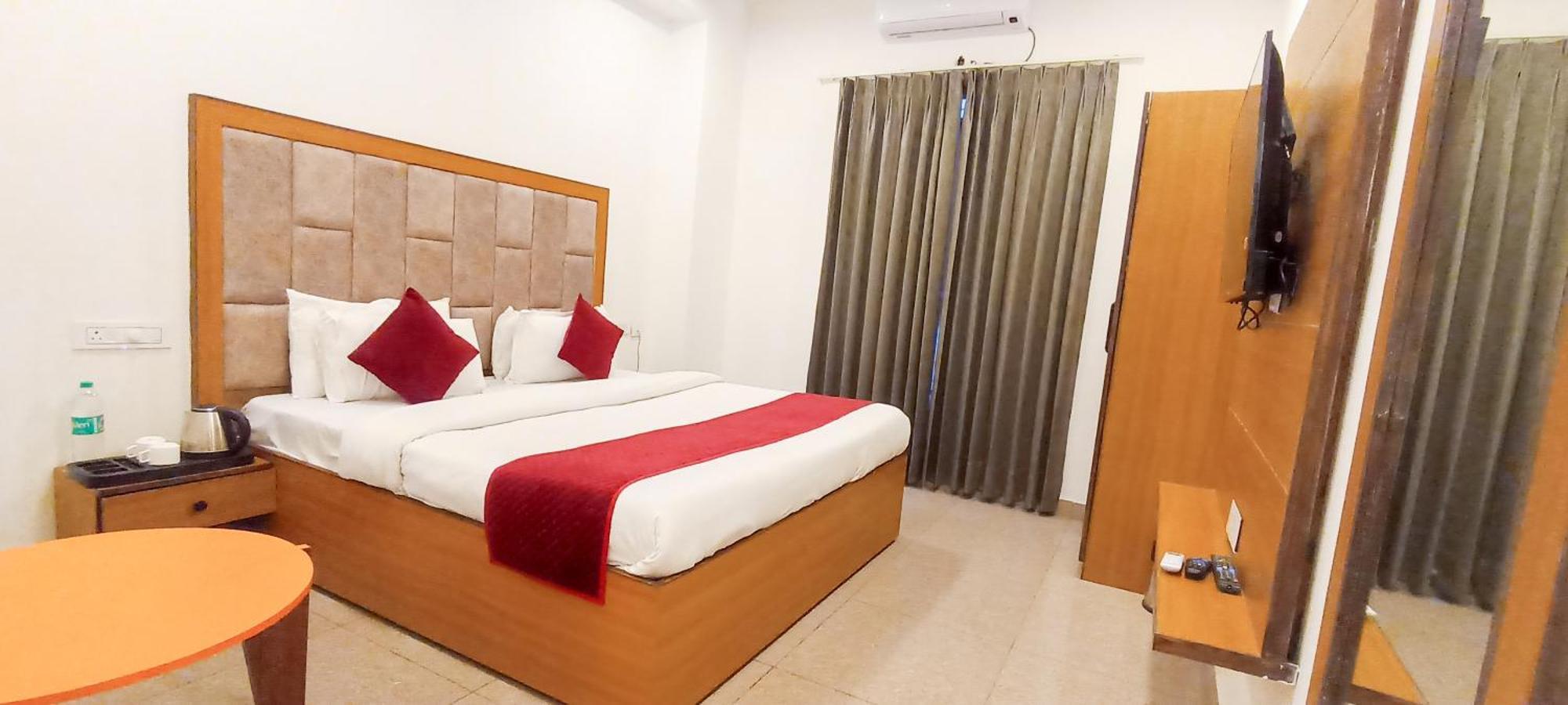 Hotel Lake View Chandigarh Luaran gambar
