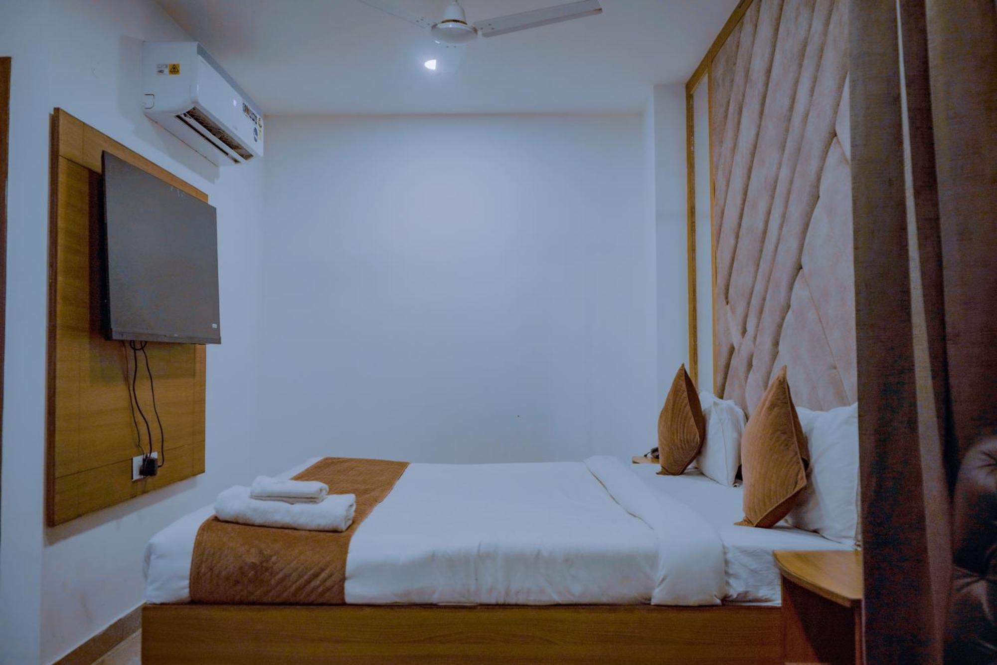Hotel Lake View Chandigarh Luaran gambar